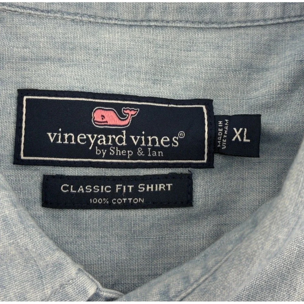 Vineyard Vines Classic Fit Chambray Button Down Shirt Men's XL Subtle Whale Logo